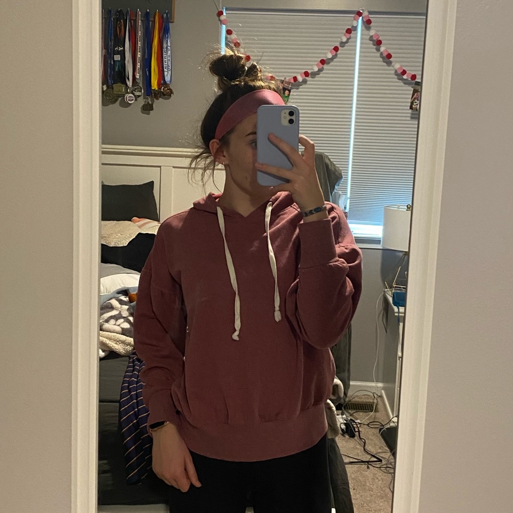 mauve hooded sweatshirt from target